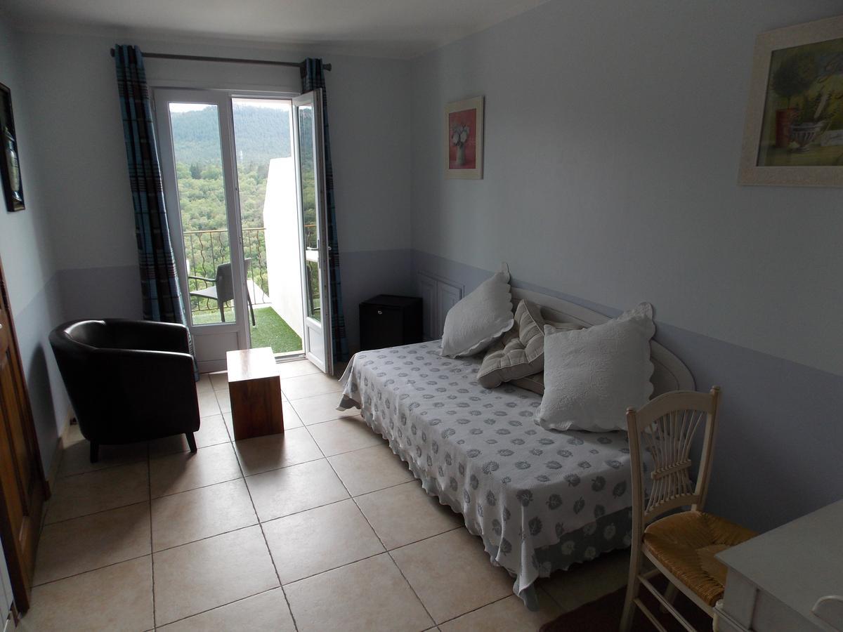 Au Relais Provencal Hotel Bagnols-en-Foret Exterior photo